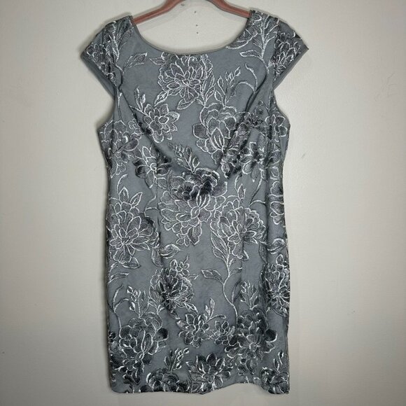 Alex Evenings Size 14P Sequined Lace Silver Sheath Dress Cap Sleeve Formal - Picture 1 of 11